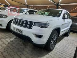 جیپ گراند شیرۆکی